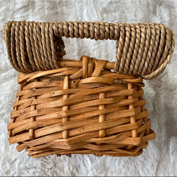Wicker basket - Picture 7 of 8